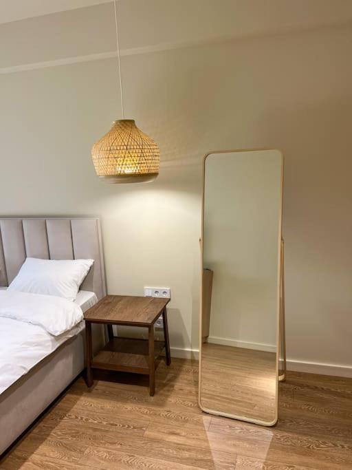 2 Bedroom On Ismail Corner Stefan Cel Mare, New Apartment, Chisinau Center! Extérieur photo